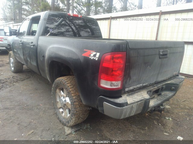 Photo 2 VIN: 1GT121C81CF138041 - GMC SIERRA 2500HD 