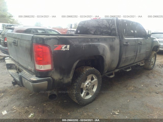 Photo 3 VIN: 1GT121C81CF138041 - GMC SIERRA 2500HD 