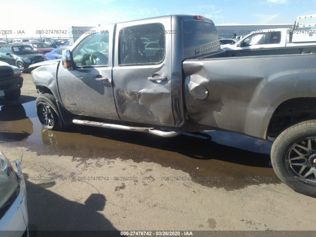 Photo 5 VIN: 1GT121C81CF173114 - GMC SIERRA 2500HD 