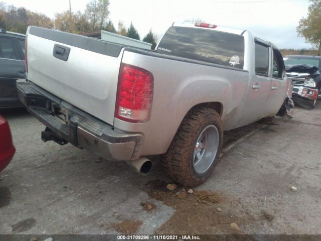 Photo 3 VIN: 1GT121C81CF174070 - GMC SIERRA 2500HD 