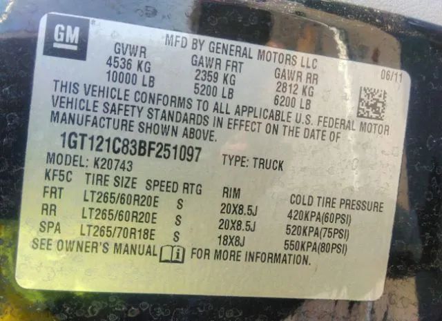 Photo 8 VIN: 1GT121C83BF251097 - GMC SIERRA 