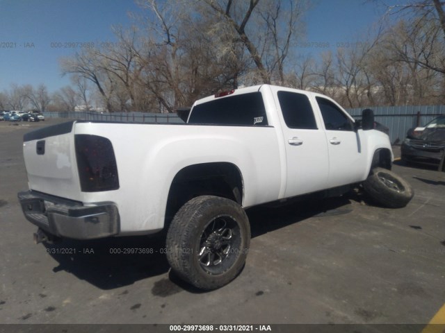 Photo 3 VIN: 1GT121C87BF132176 - GMC SIERRA 2500HD 