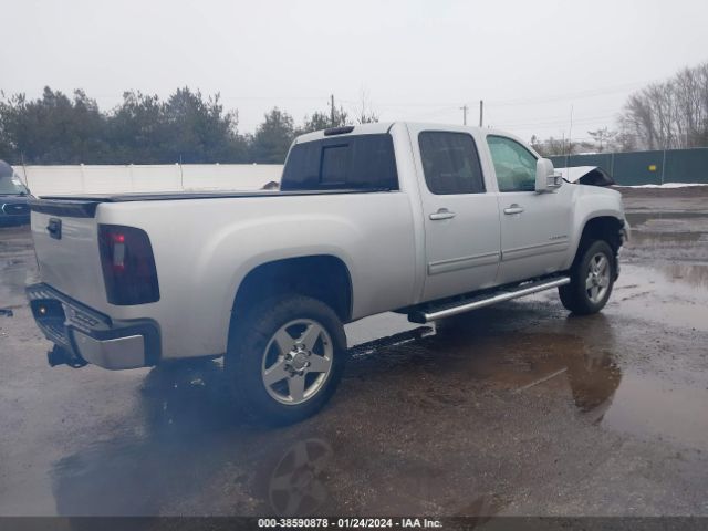 Photo 3 VIN: 1GT121C88BF155336 - GMC SIERRA 2500HD 