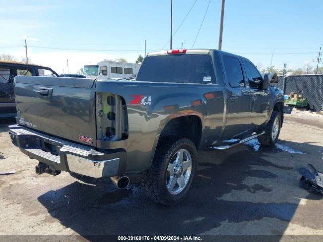 Photo 3 VIN: 1GT121C89BF115332 - GMC SIERRA 2500HD 