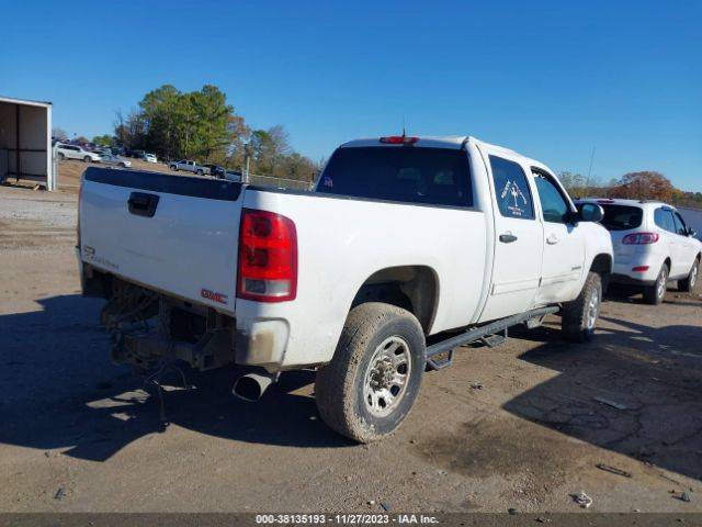 Photo 3 VIN: 1GT121E80EF149452 - GMC SIERRA 2500HD 