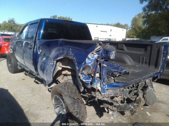 Photo 2 VIN: 1GT121E82DF146678 - GMC SIERRA 2500HD 