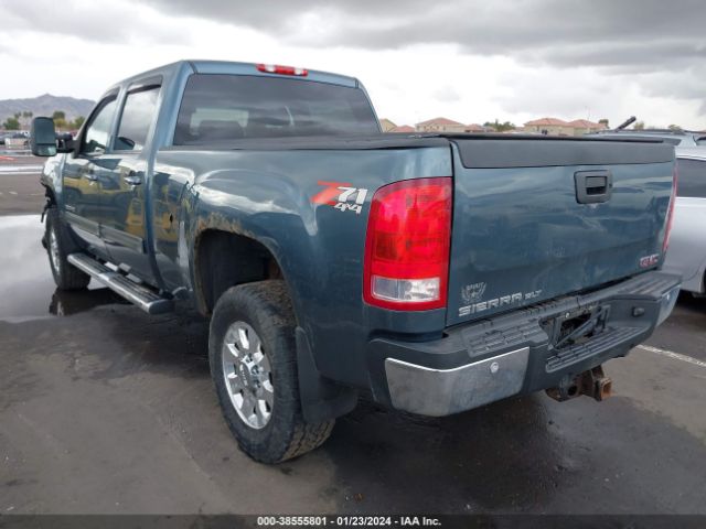 Photo 2 VIN: 1GT121E84CF102728 - GMC SIERRA 2500HD 