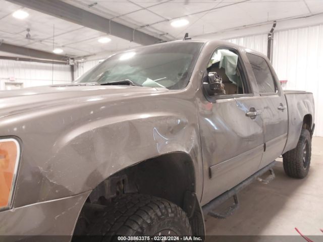 Photo 5 VIN: 1GT121EG2DF123229 - GMC SIERRA 2500HD 