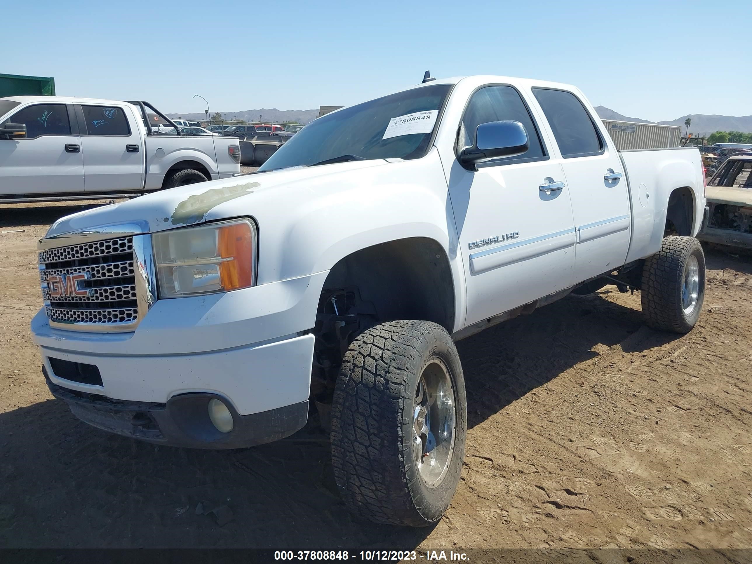 Photo 1 VIN: 1GT125C81BF244625 - GMC SIERRA 