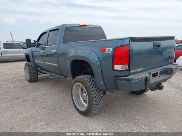 Photo 2 VIN: 1GT125C82BF206174 - GMC SIERRA 2500HD 