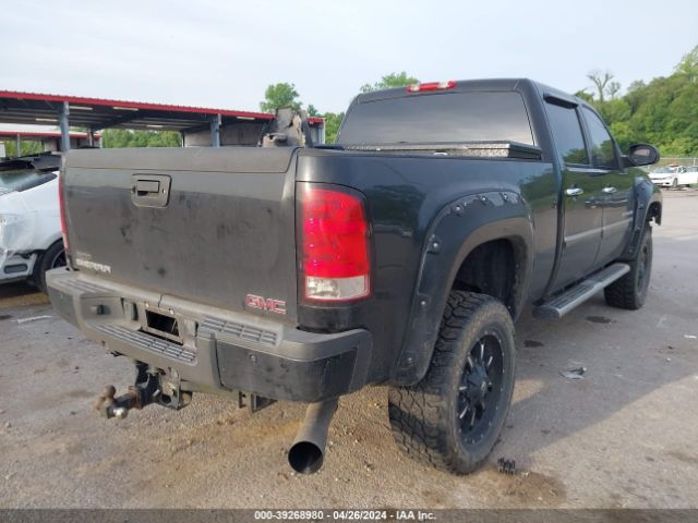 Photo 3 VIN: 1GT125C83BF103037 - GMC SIERRA 