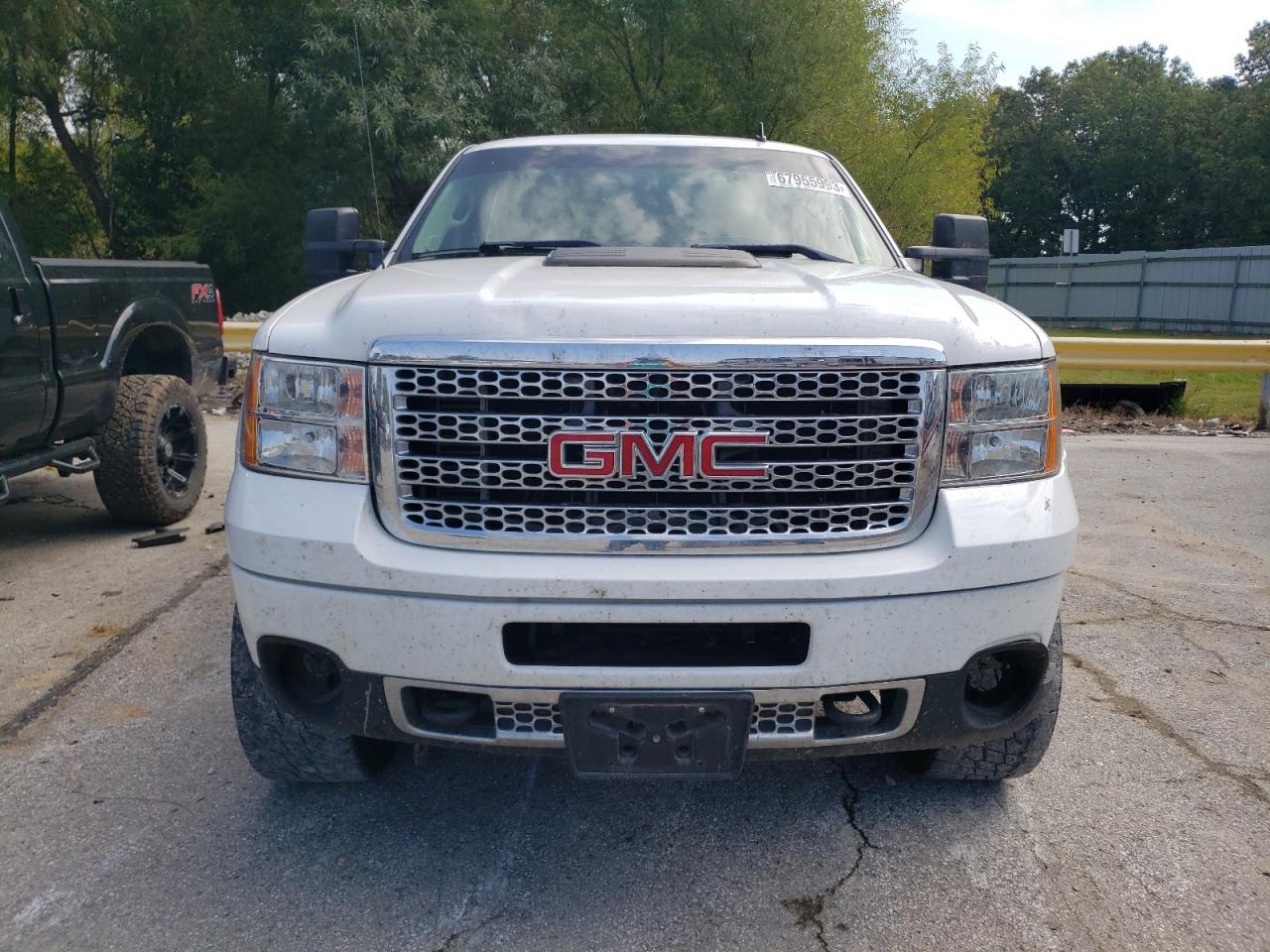 Photo 4 VIN: 1GT125C83BF170740 - GMC SIERRA 