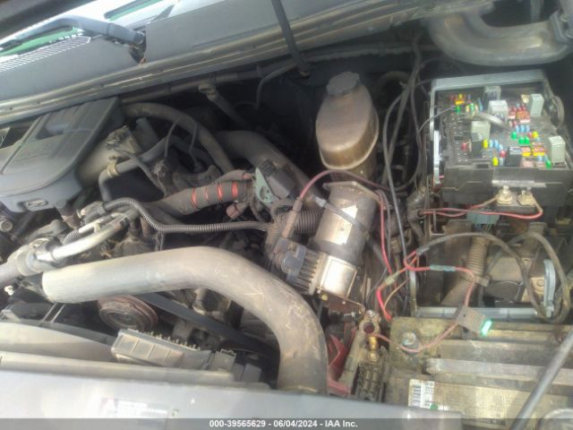 Photo 9 VIN: 1GT125C87BF183233 - GMC SIERRA 