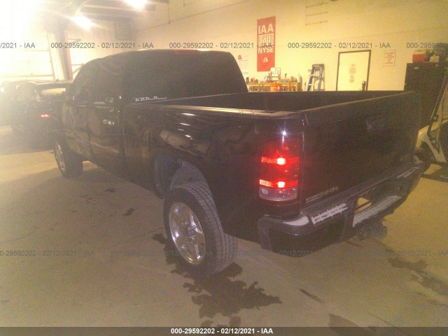 Photo 2 VIN: 1GT125C8XBF159640 - GMC SIERRA 2500HD 