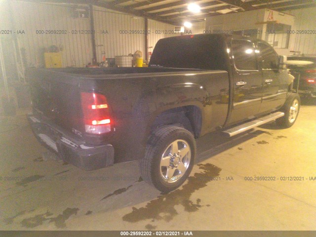 Photo 3 VIN: 1GT125C8XBF159640 - GMC SIERRA 2500HD 