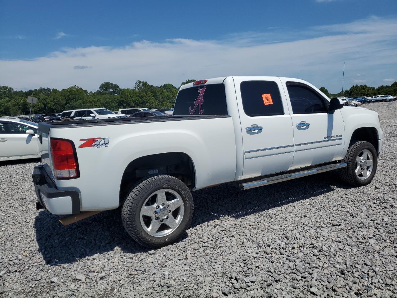 Photo 2 VIN: 1GT125CG7BF242126 - GMC SIERRA 