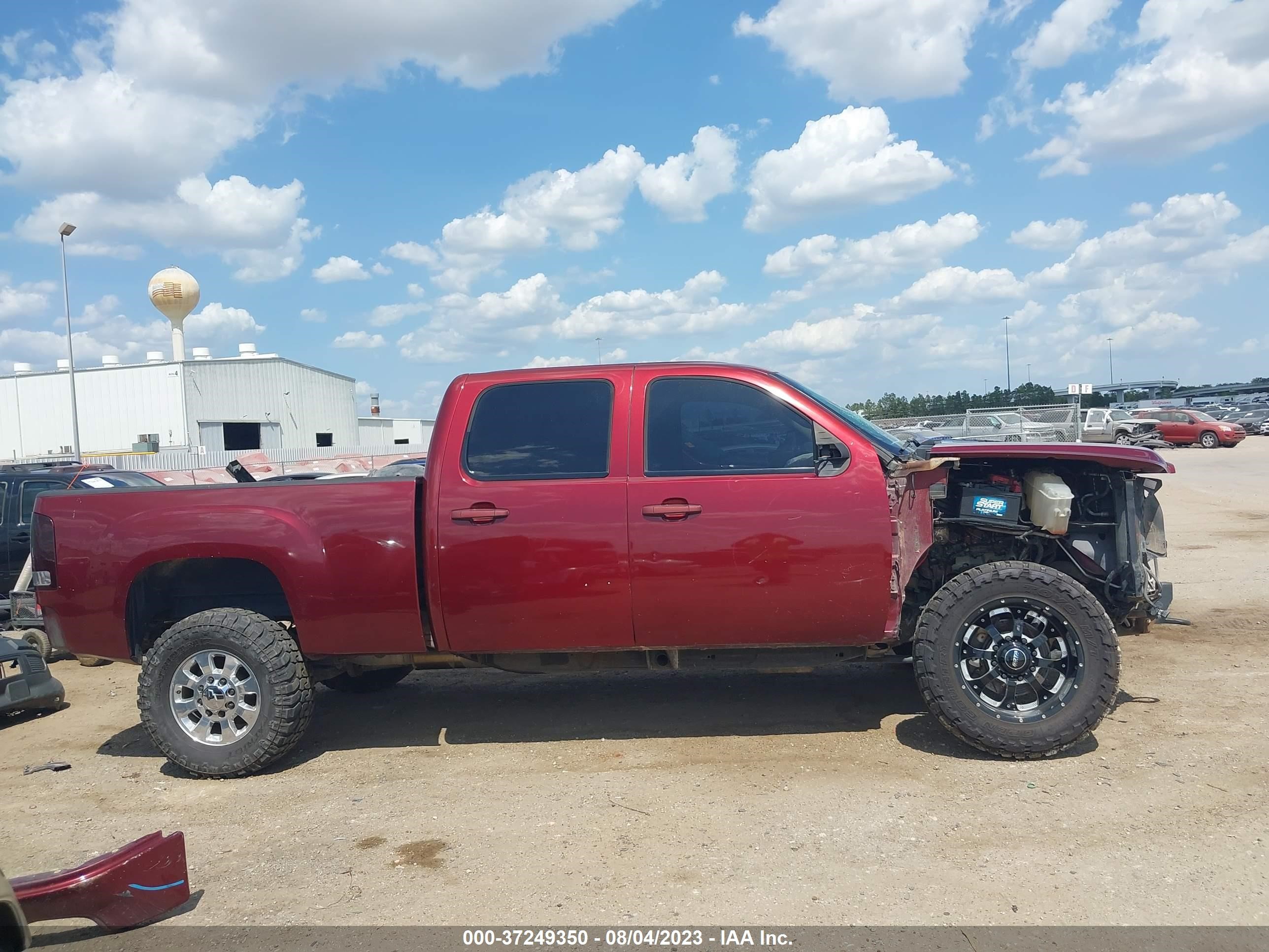 Photo 13 VIN: 1GT125E83DF117553 - GMC SIERRA 