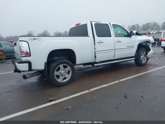 Photo 3 VIN: 1GT125E84DF213837 - GMC SIERRA 2500HD 