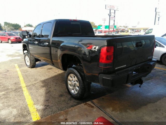 Photo 2 VIN: 1GT125E86DF162860 - GMC SIERRA 2500HD 