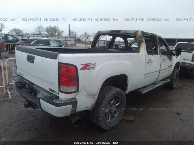 Photo 3 VIN: 1GT125E86EF186609 - GMC SIERRA 2500HD 