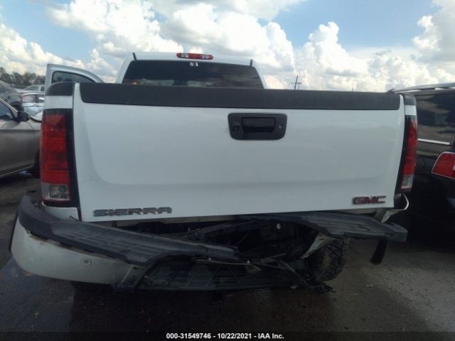 Photo 7 VIN: 1GT125E89CF206252 - GMC SIERRA 2500HD 