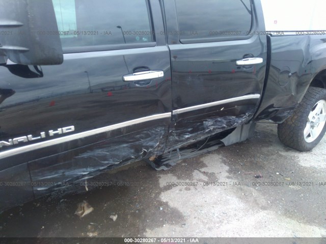 Photo 5 VIN: 1GT125E89EF188077 - GMC SIERRA 2500HD 