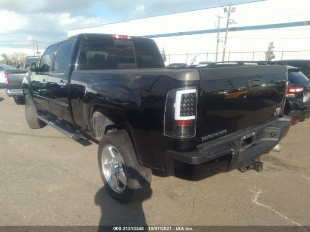 Photo 2 VIN: 1GT125E8XDF227015 - GMC SIERRA 2500HD 