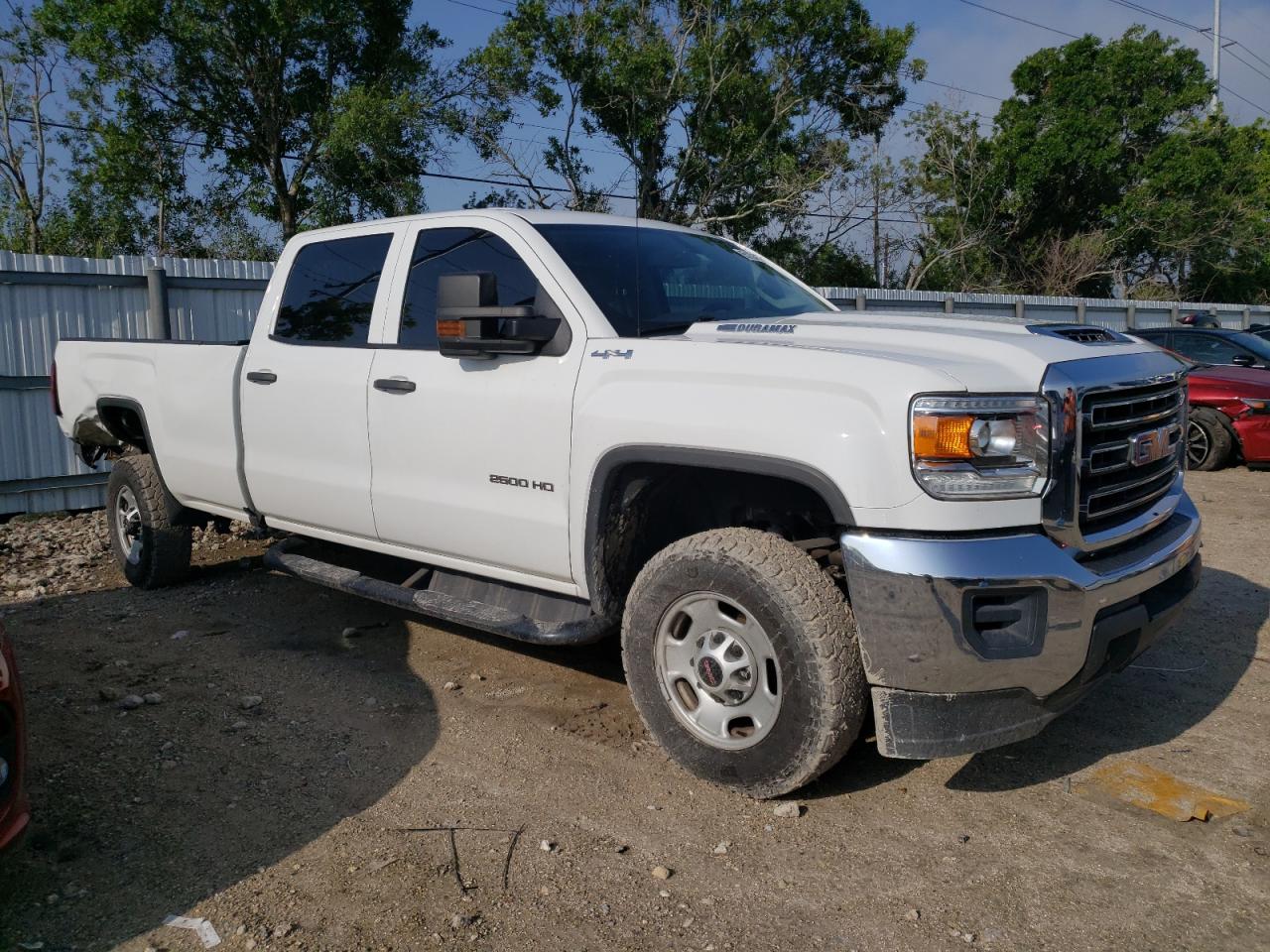 Photo 3 VIN: 1GT12NEY5KF276779 - GMC SIERRA 