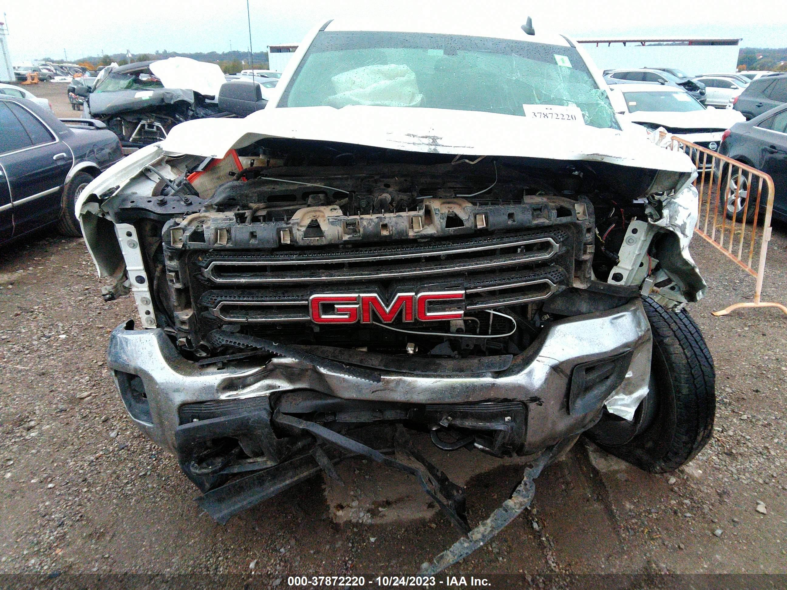 Photo 12 VIN: 1GT12RE89GF150293 - GMC SIERRA 