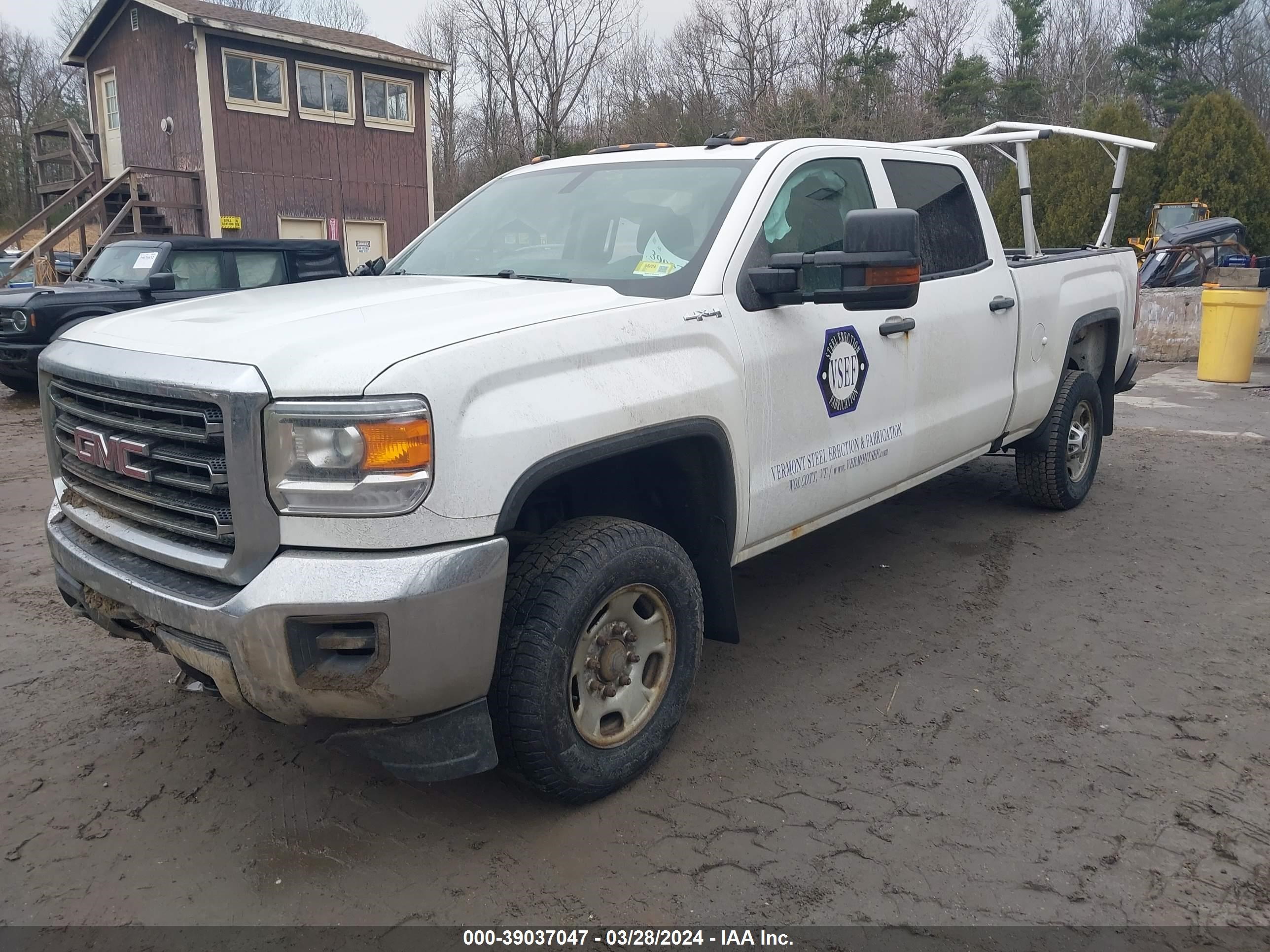 Photo 1 VIN: 1GT12REG0JF268604 - GMC SIERRA 