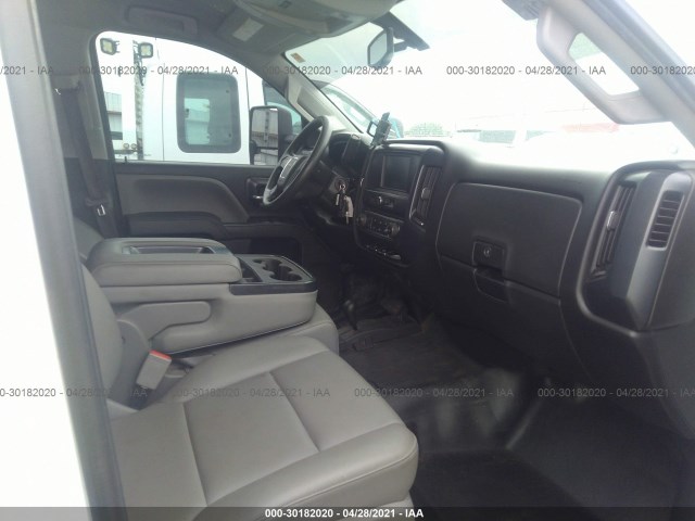 Photo 4 VIN: 1GT12REG1HF126529 - GMC SIERRA 2500HD 