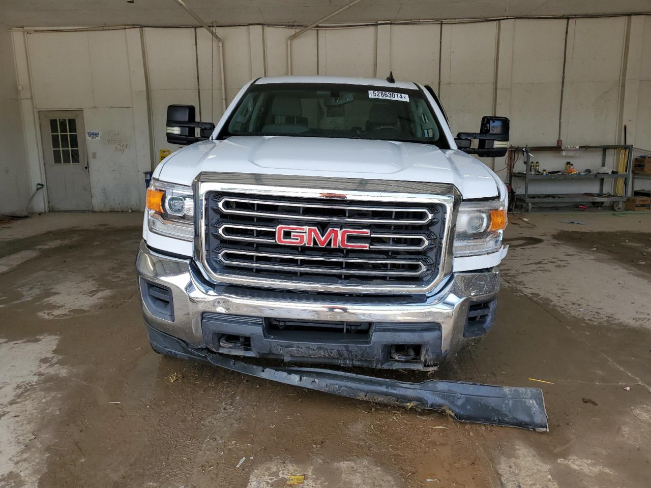 Photo 4 VIN: 1GT12REG2JF113181 - GMC SIERRA 