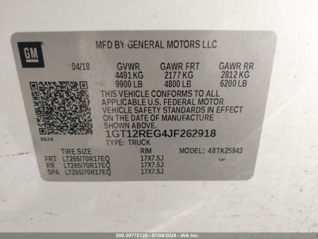 Photo 8 VIN: 1GT12REG4JF262918 - GMC SIERRA 