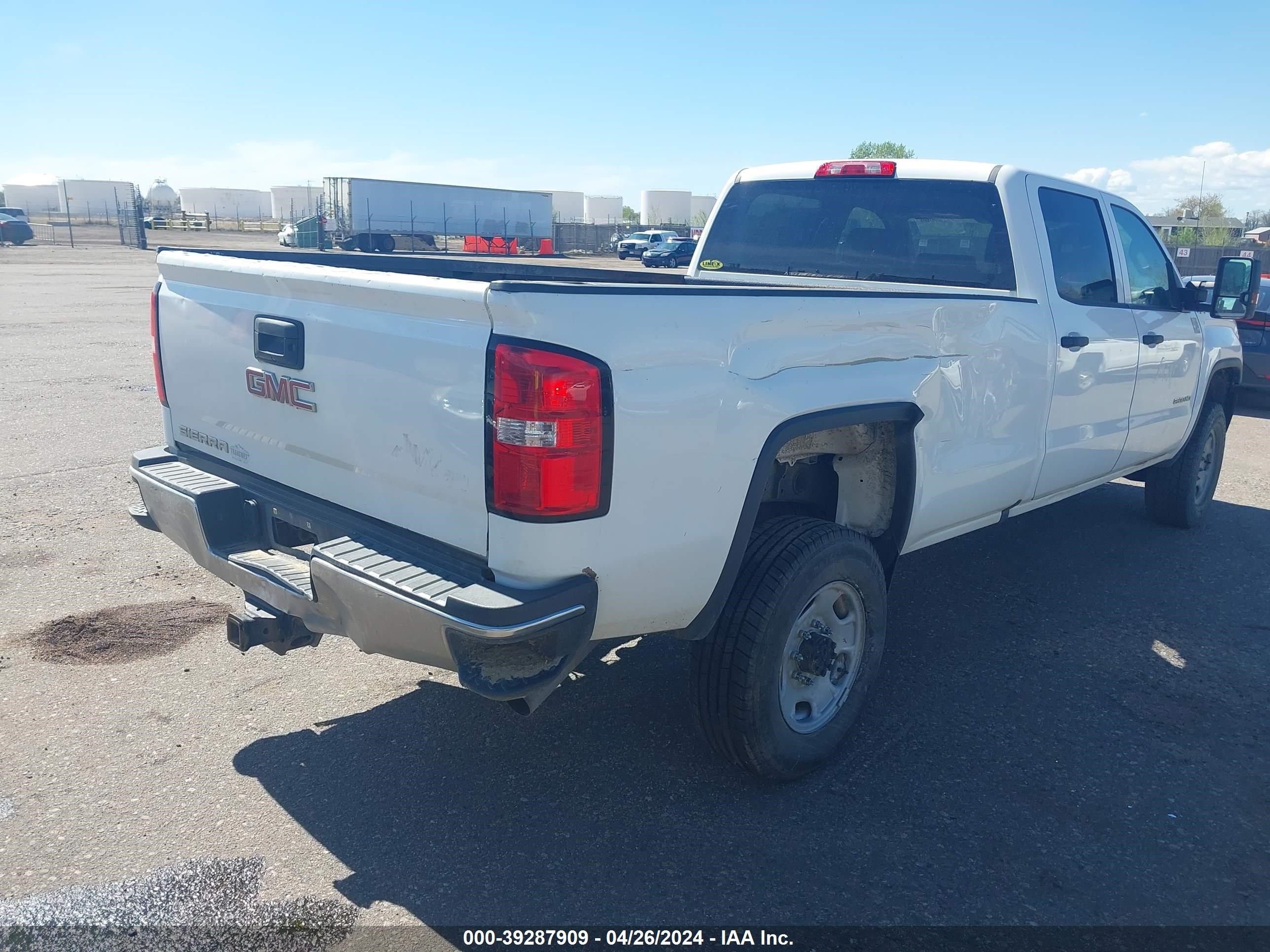 Photo 3 VIN: 1GT12REGXHF178788 - GMC SIERRA 