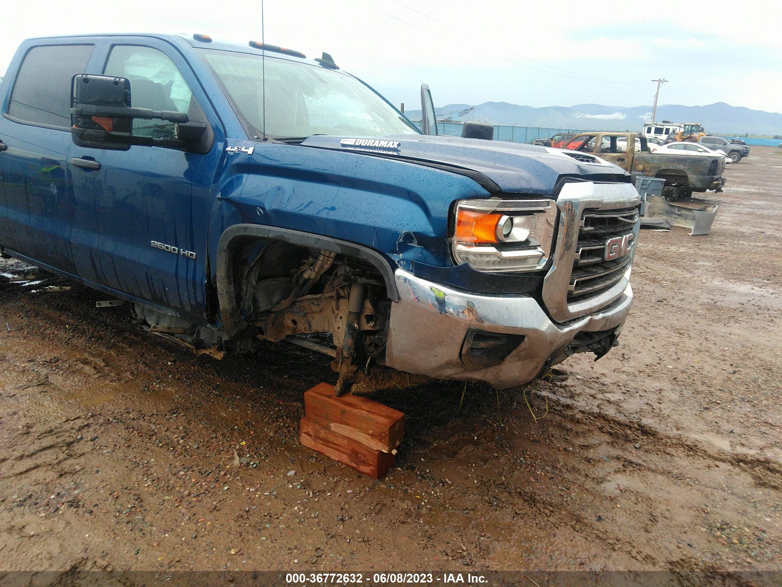 Photo 5 VIN: 1GT12REY2JF202760 - GMC SIERRA 