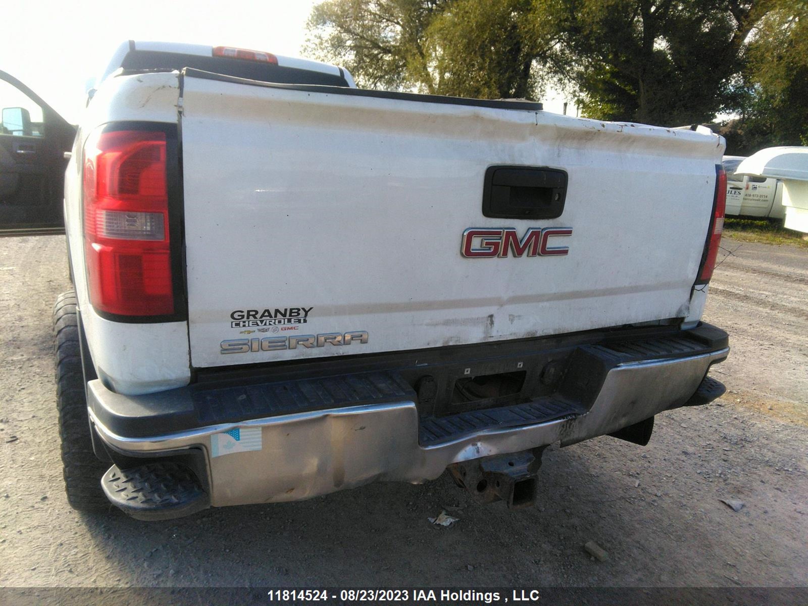 Photo 5 VIN: 1GT12REY8HF143224 - GMC SIERRA 