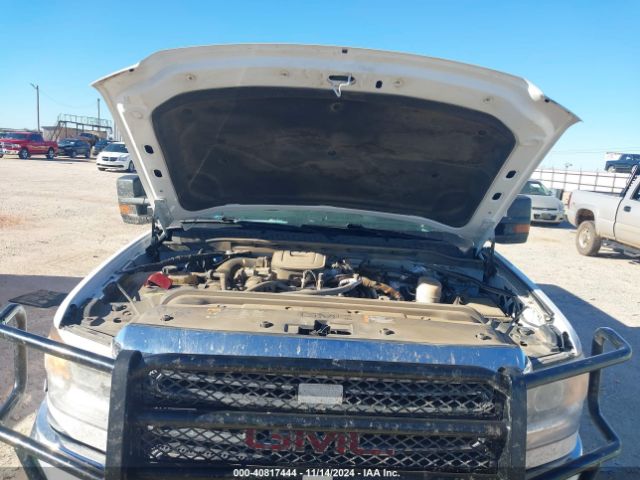 Photo 9 VIN: 1GT12SE8XGF113373 - GMC SIERRA 