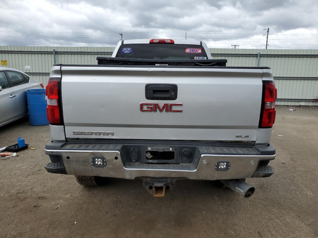 Photo 5 VIN: 1GT12SEG3GF106952 - GMC SIERRA 