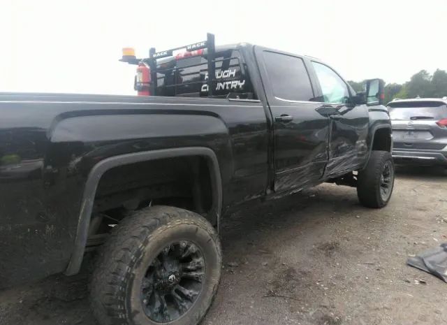 Photo 3 VIN: 1GT12SEG4JF249819 - GMC SIERRA 2500HD 