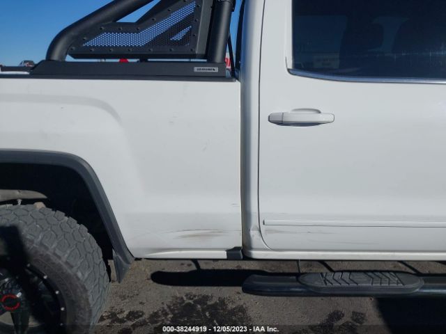 Photo 5 VIN: 1GT12SEG9GF206621 - GMC SIERRA 2500HD 