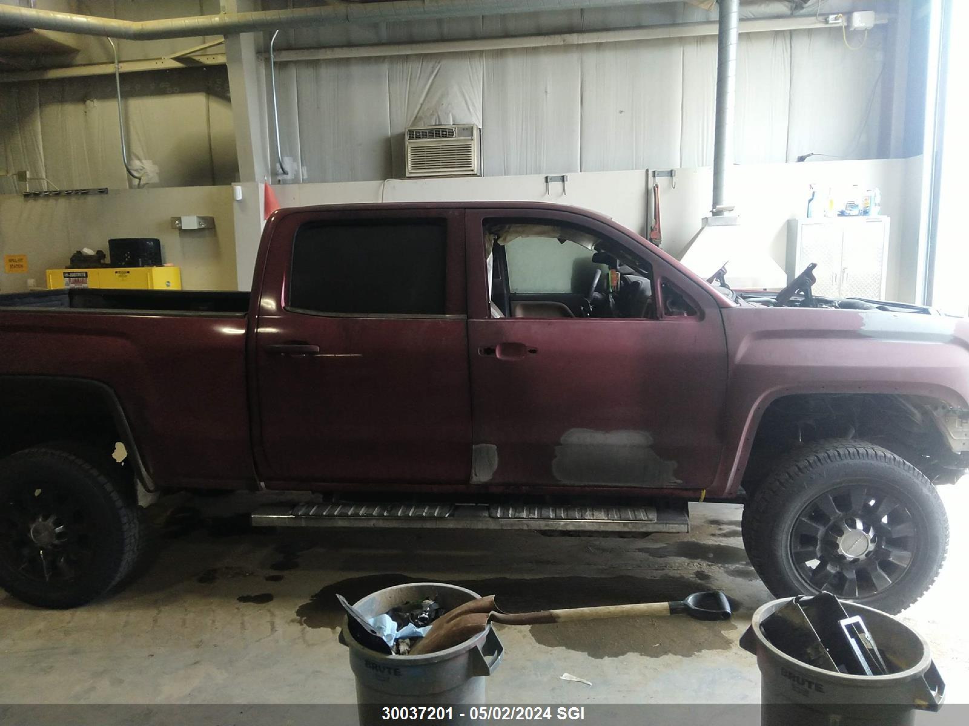 Photo 13 VIN: 1GT12SEYXKF144387 - GMC SIERRA 