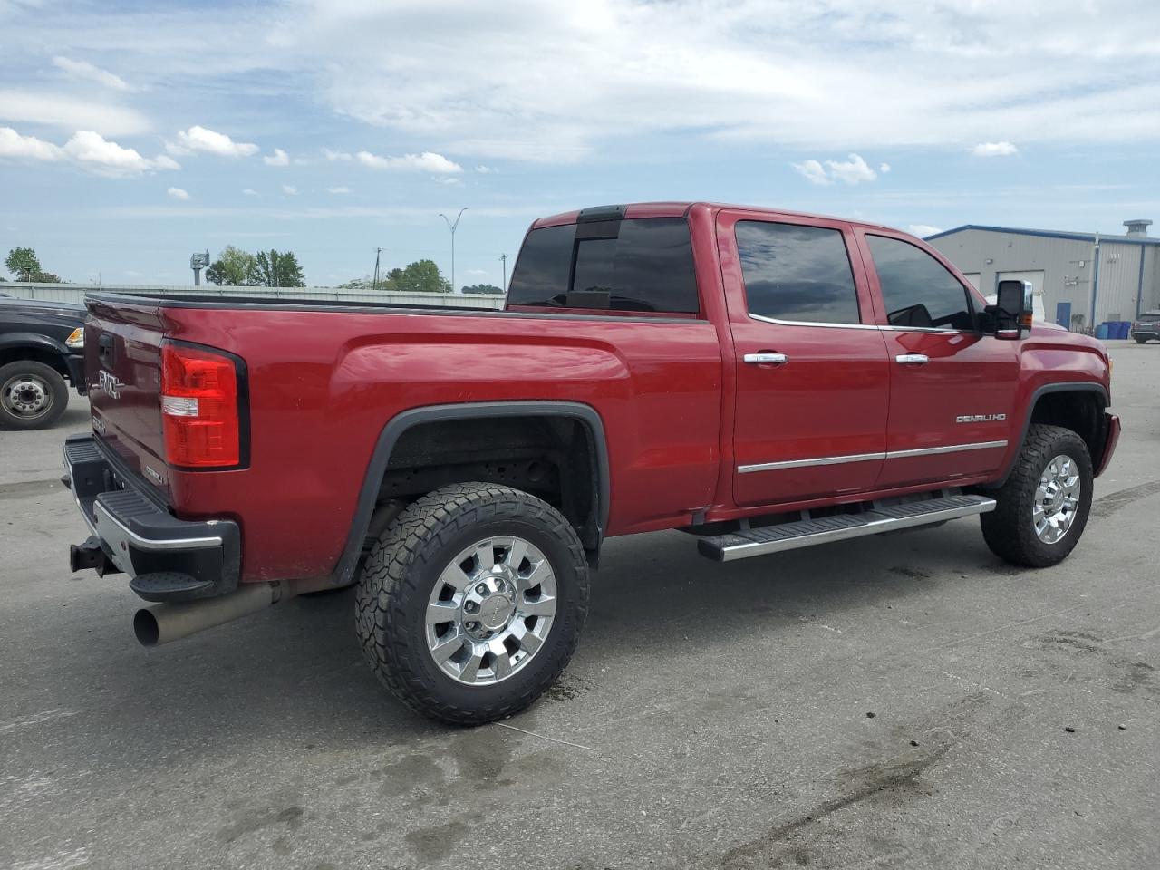 Photo 2 VIN: 1GT12SEYXKF179026 - GMC SIERRA 