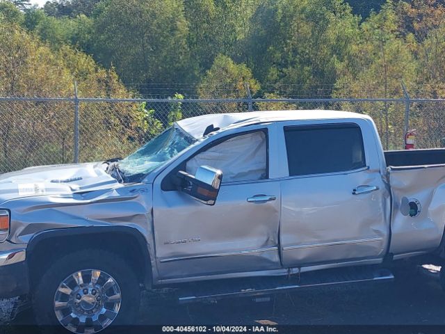 Photo 5 VIN: 1GT12TE85GF280696 - GMC SIERRA 