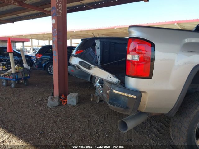 Photo 5 VIN: 1GT12TE89GF269913 - GMC SIERRA 