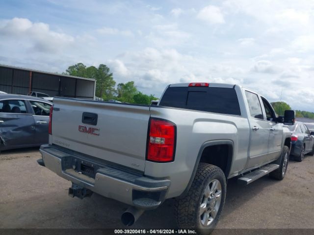 Photo 3 VIN: 1GT12TEY2JF272899 - GMC SIERRA 