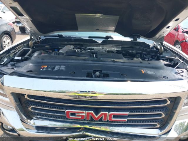 Photo 9 VIN: 1GT12TEY7JF192286 - GMC SIERRA 