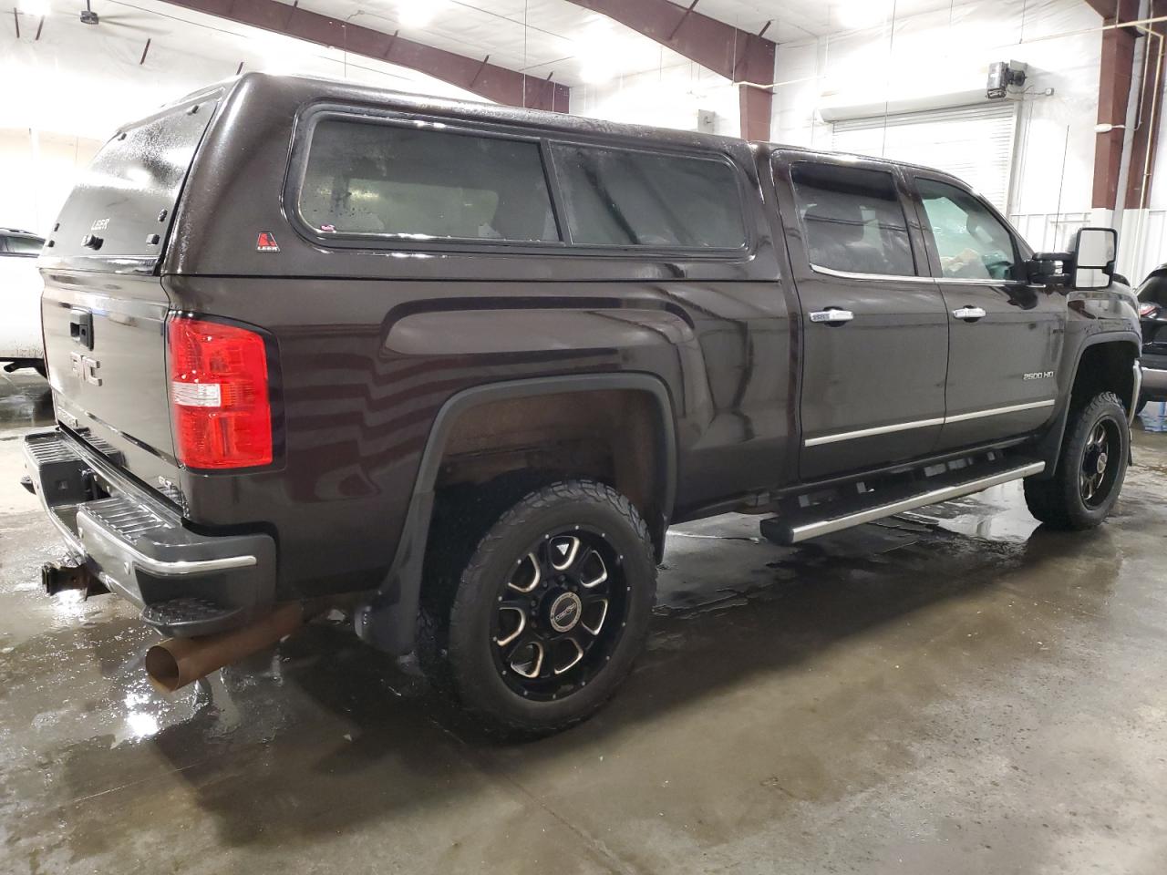 Photo 2 VIN: 1GT12TEY8JF130492 - GMC SIERRA 