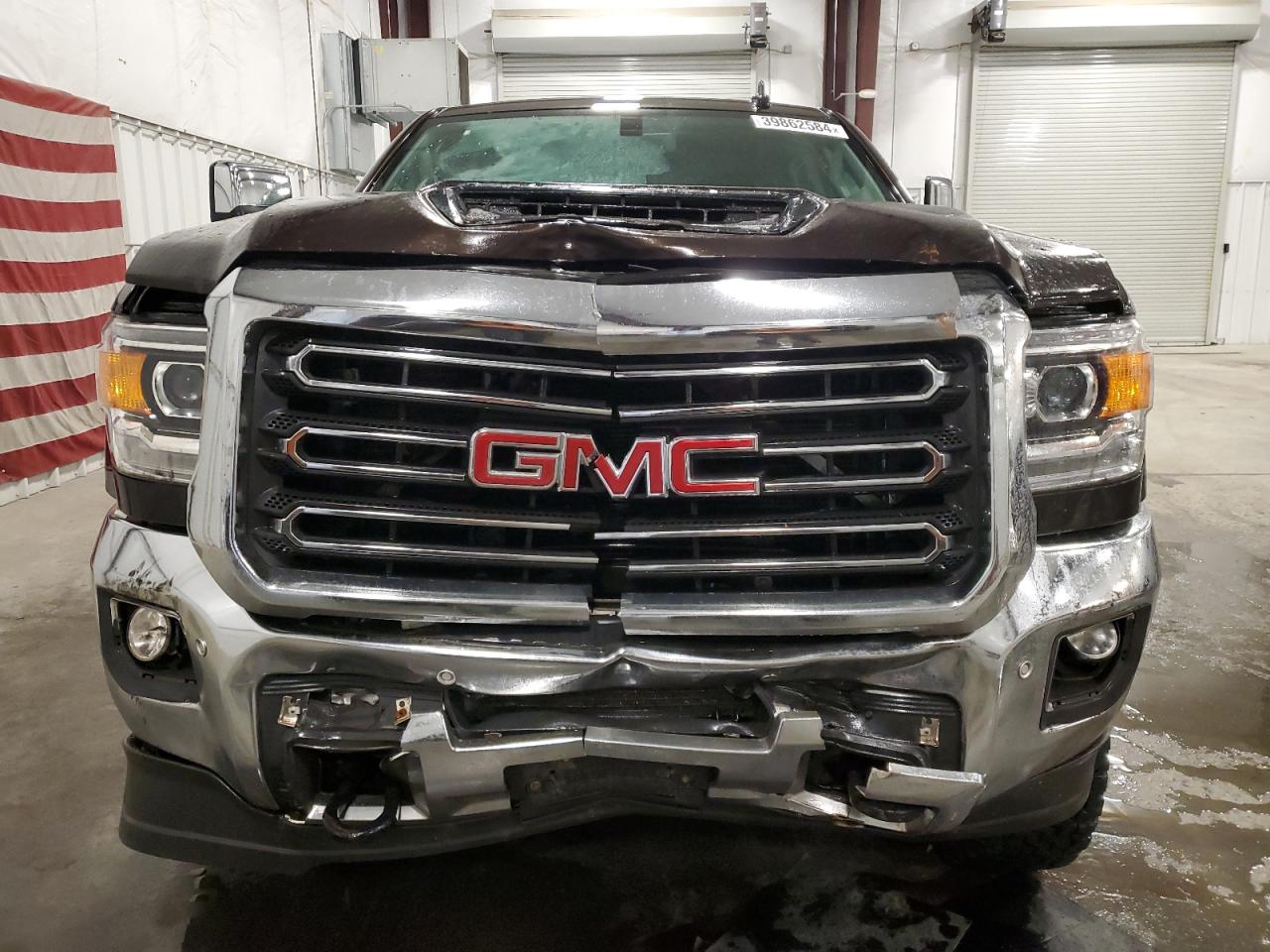 Photo 4 VIN: 1GT12TEY8JF130492 - GMC SIERRA 