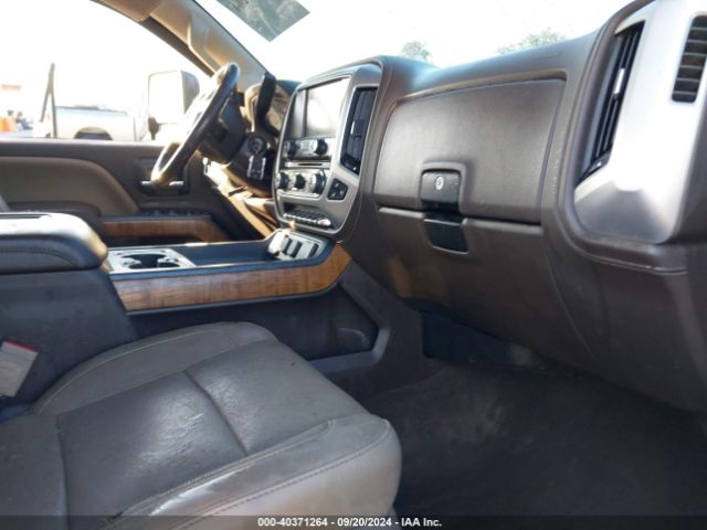 Photo 4 VIN: 1GT12TEYXJF244073 - GMC SIERRA 