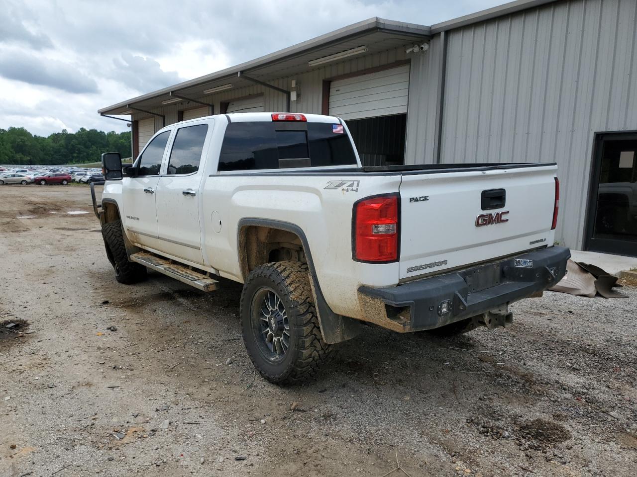 Photo 1 VIN: 1GT12UE81GF117694 - GMC SIERRA 